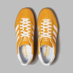 Footwear Shop -Footwear Shop op 619524 b